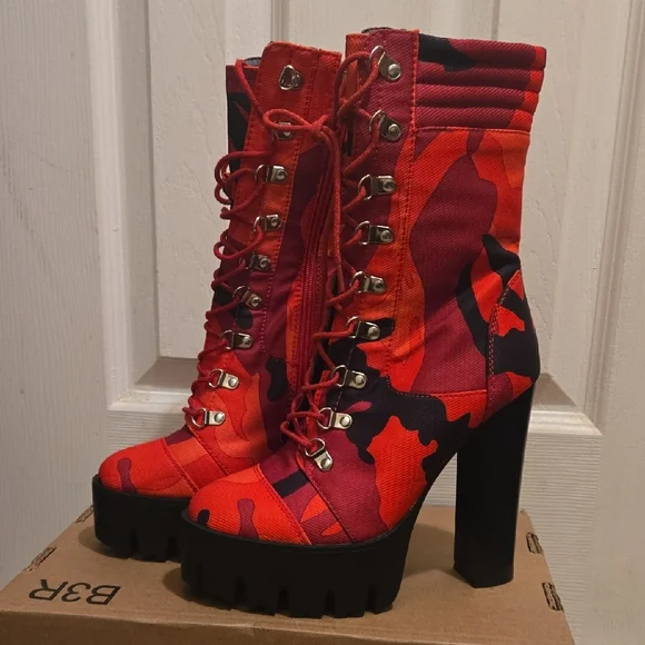 Azalea Wang Red/Black Camo Put It Down On Me Chunky Heel Boot - Picture 2 of 5
